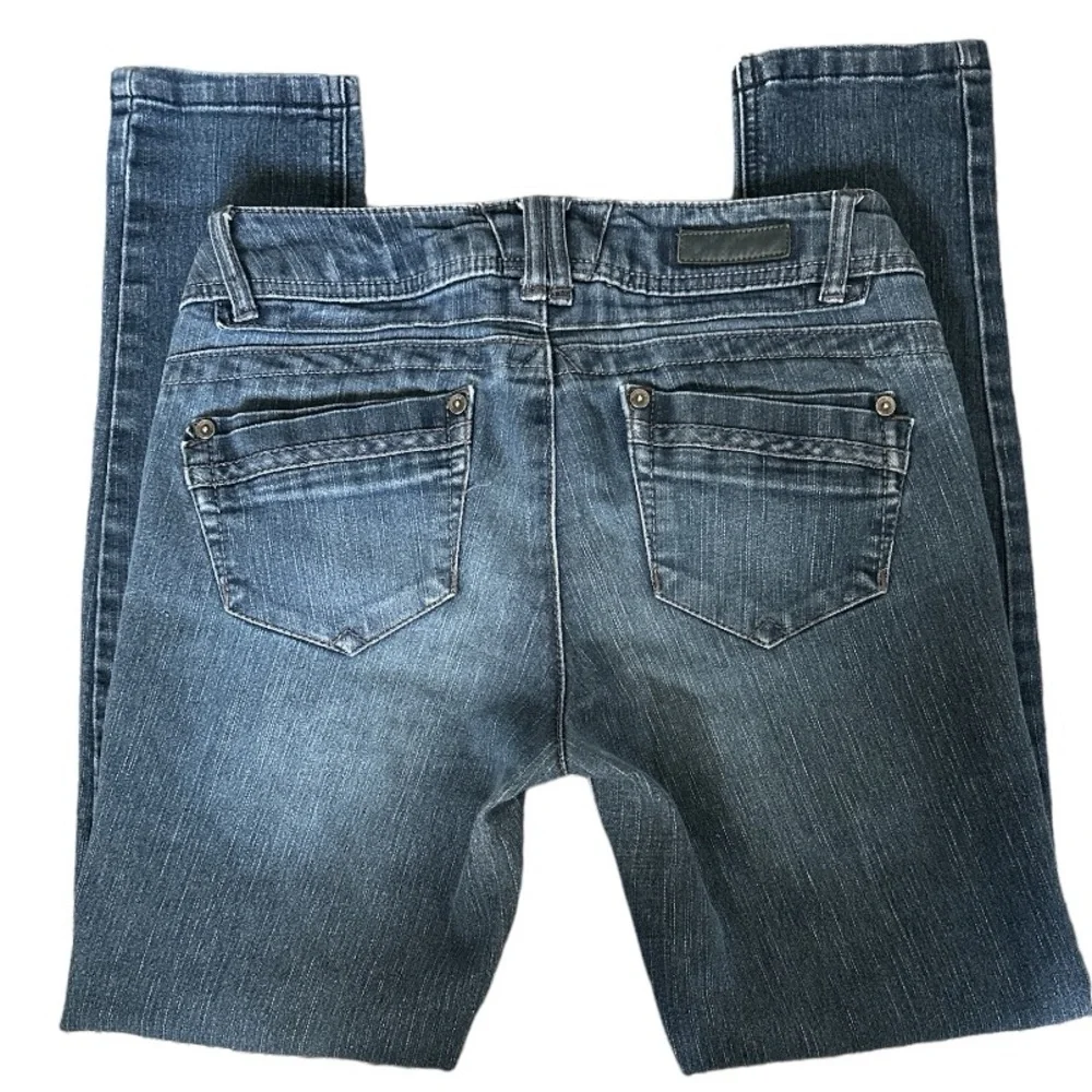 Democracy Jeans - Picture 3 of 5